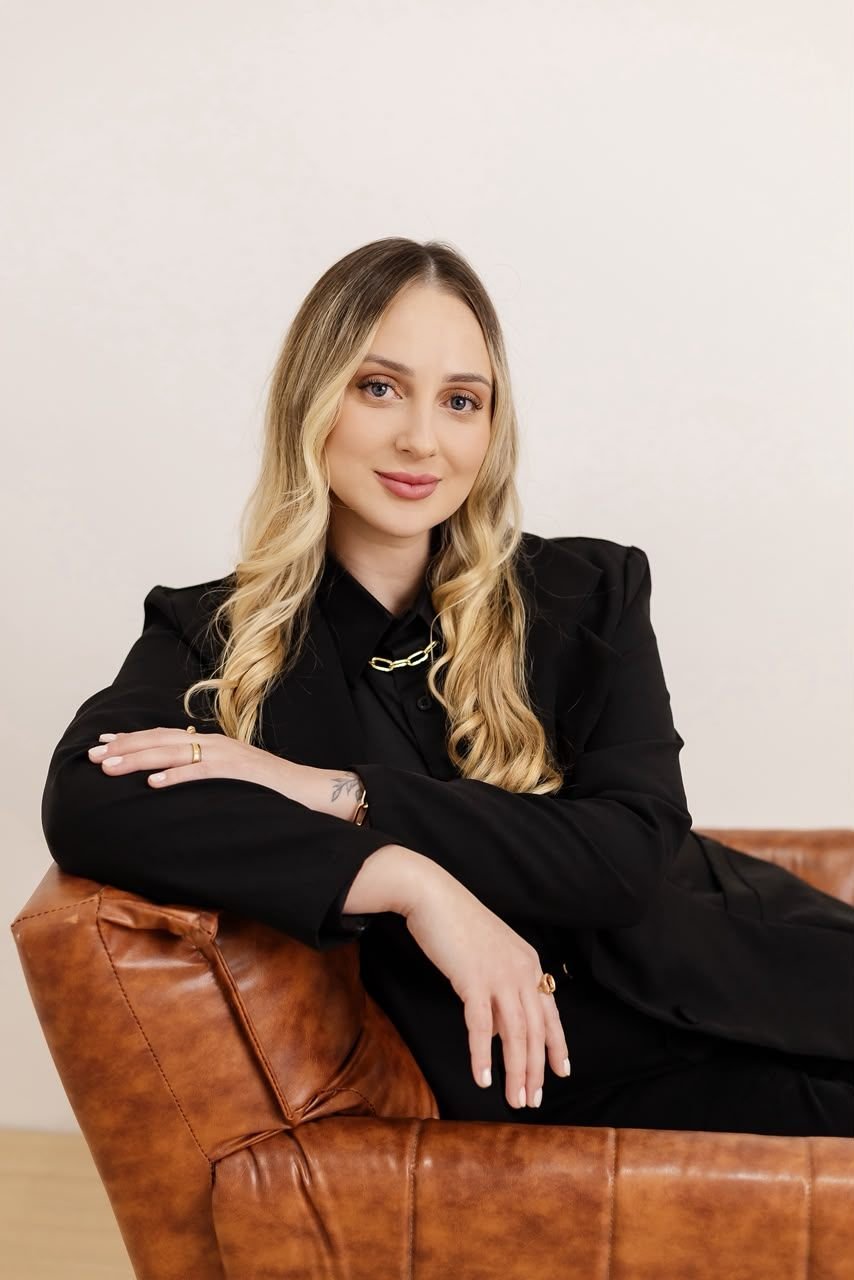 Daniela Ruskowski, enfermeira esteta especialista em harmonização facial